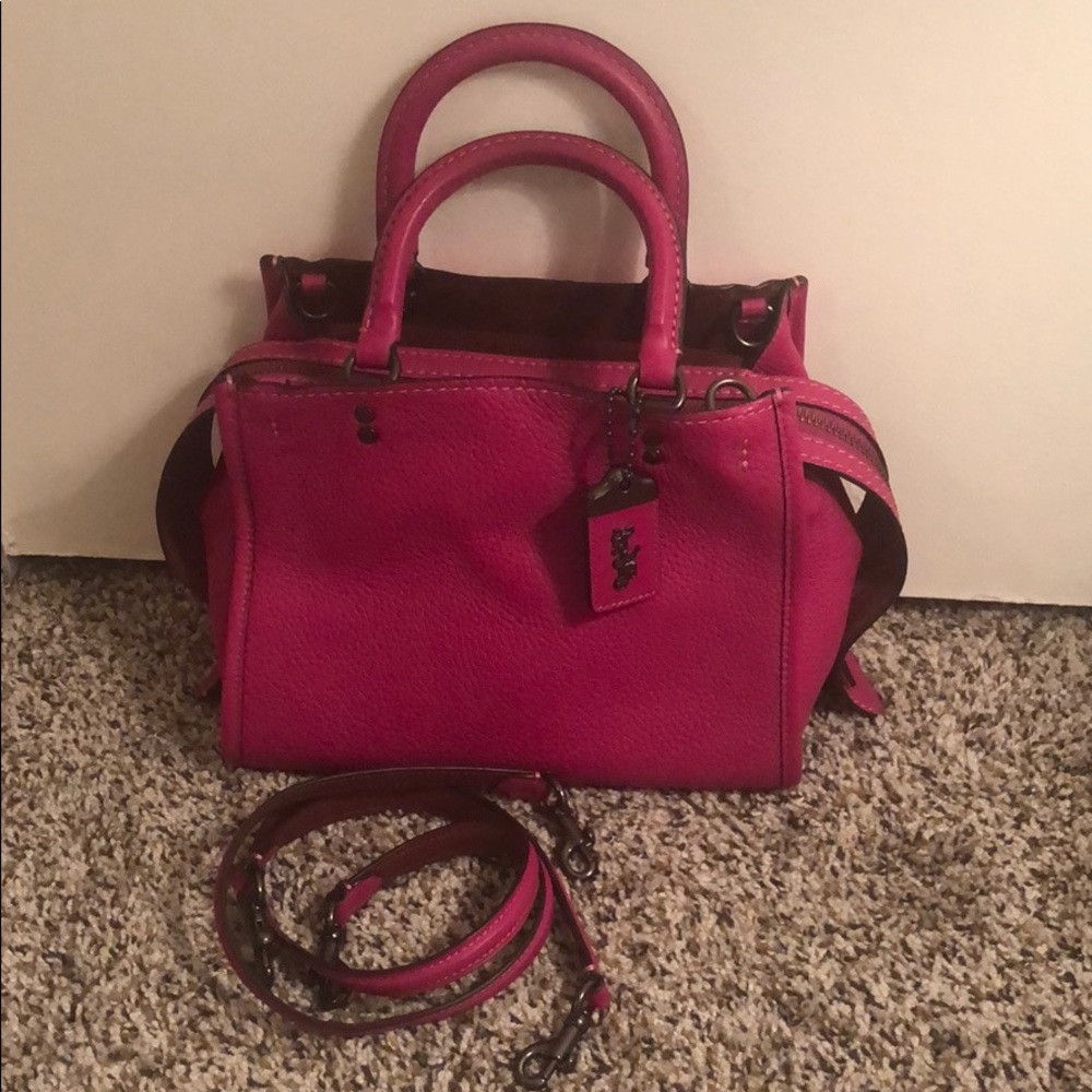 Rogue Hot Pink Hand bag